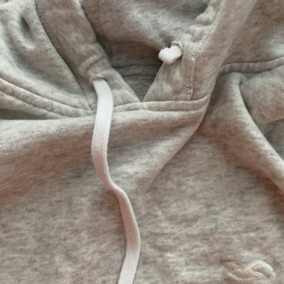 white hollister cropped hoodie medium - Picture 4 of 4